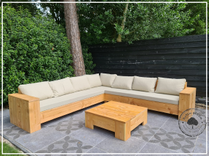 steigerhouten hocker nuenen
